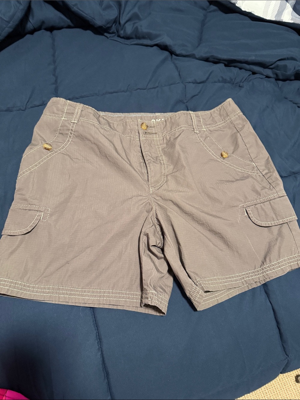 Women’s Casual Cargo Shorts in Taupe
